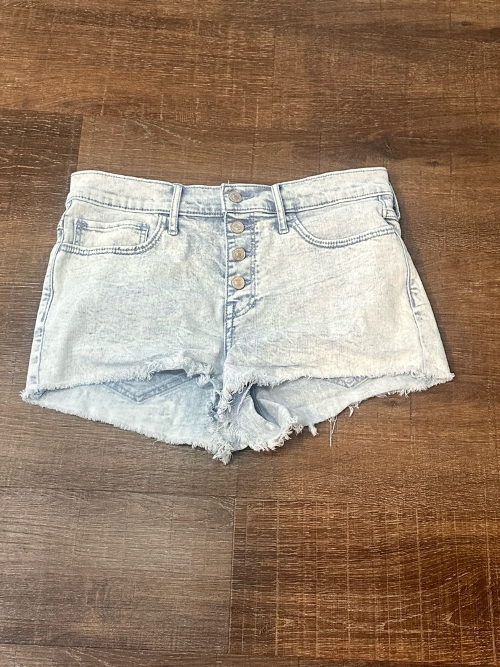Abercrombie & Fitch Light Wash Button Front Denim High Waist Shorts Size 10